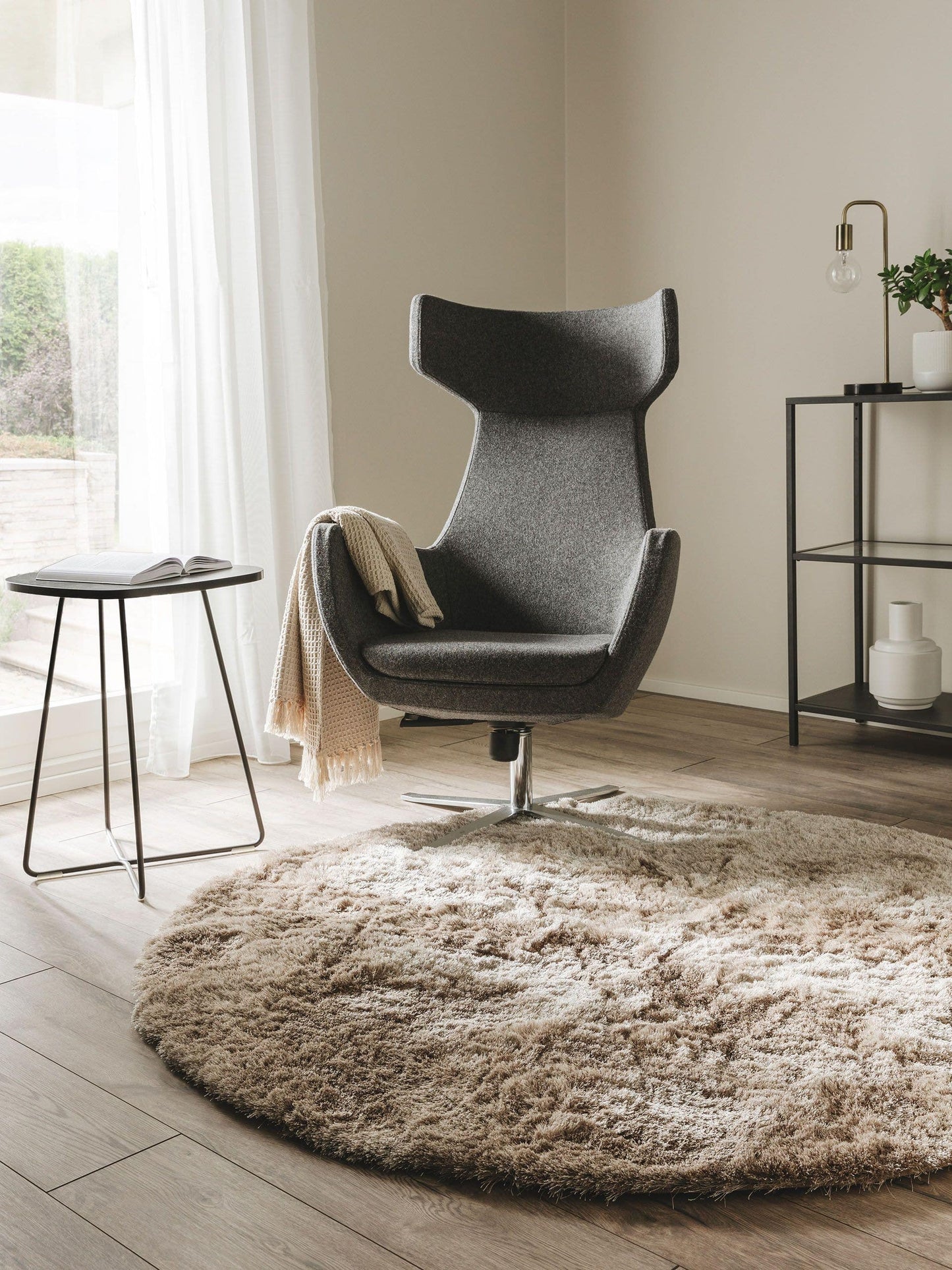 Whisper Apvalus Poliesterio Kilimas DS1