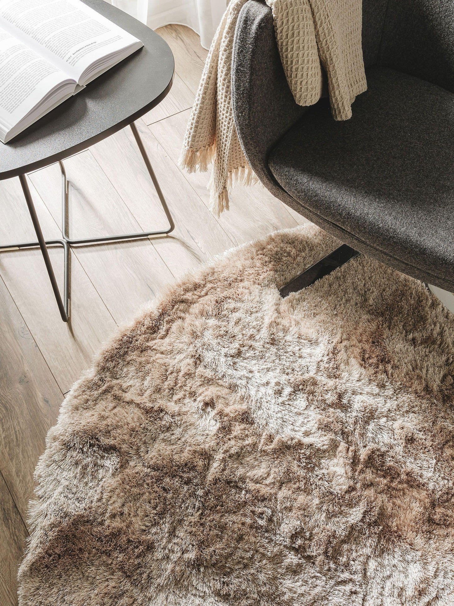 Whisper Apvalus Poliesterio Kilimas DS1