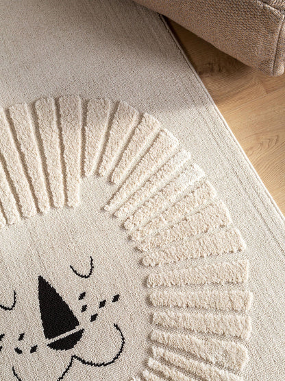 Kreminio atspalvio kilimas vaikų kambariui