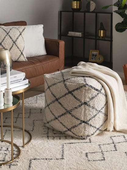 Vaikiškas pufas vaikų kambariui su raštais 