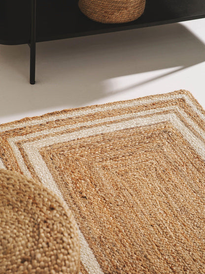 Jutta Koridoriaus Džiuto Kilimas DS3