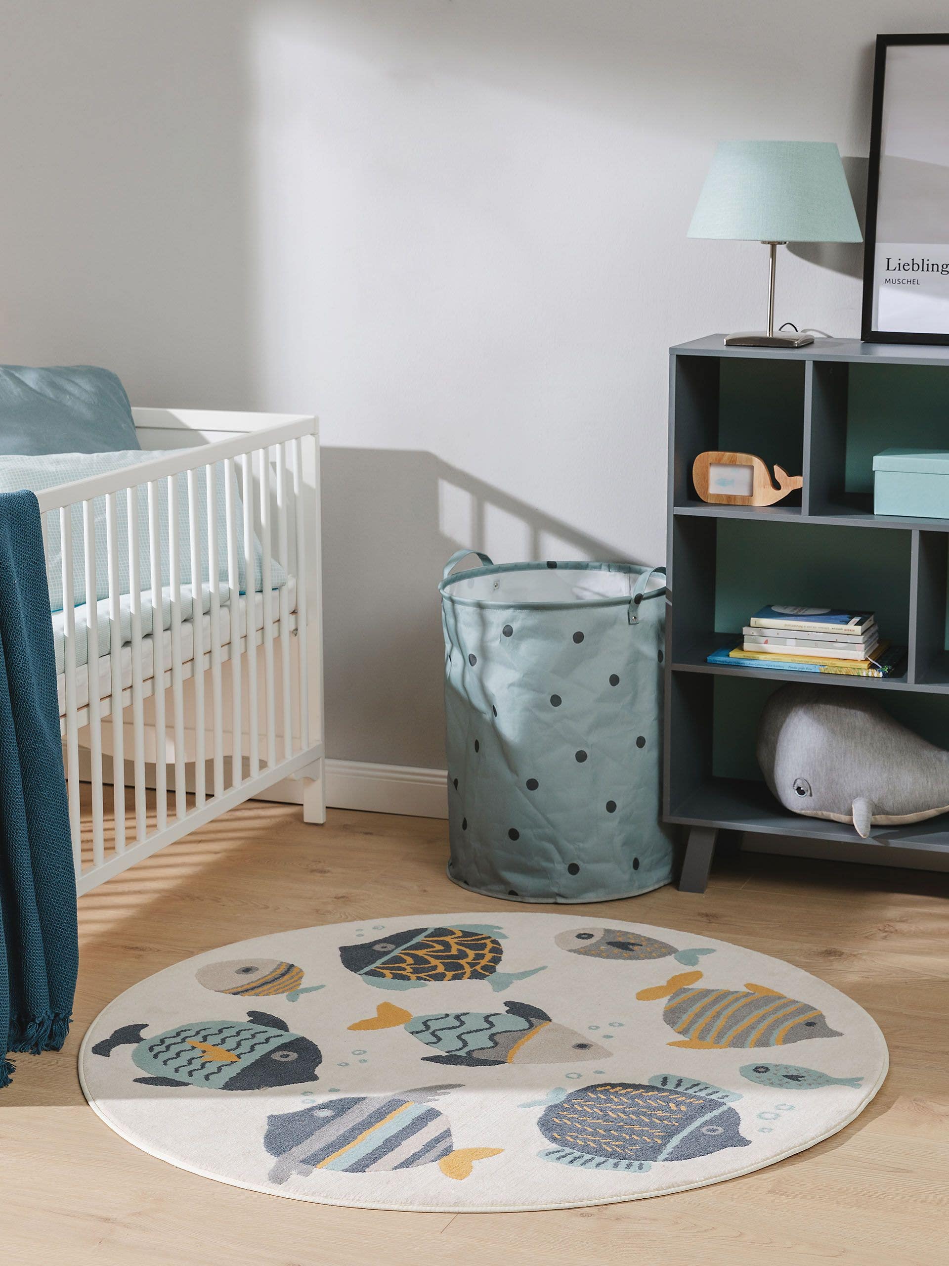 Vaikiškas apvalus su žuvytėmis