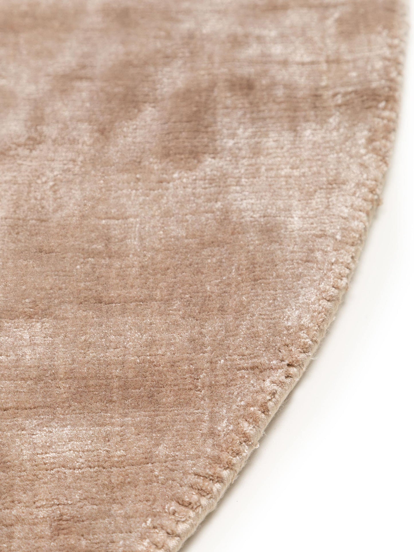 Nela Ovalus Viskozinis Kilimas DS5